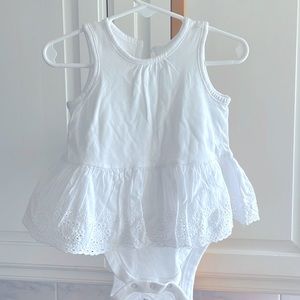 Gap baby girl 6-12 onsie with skirt Washe Never worn